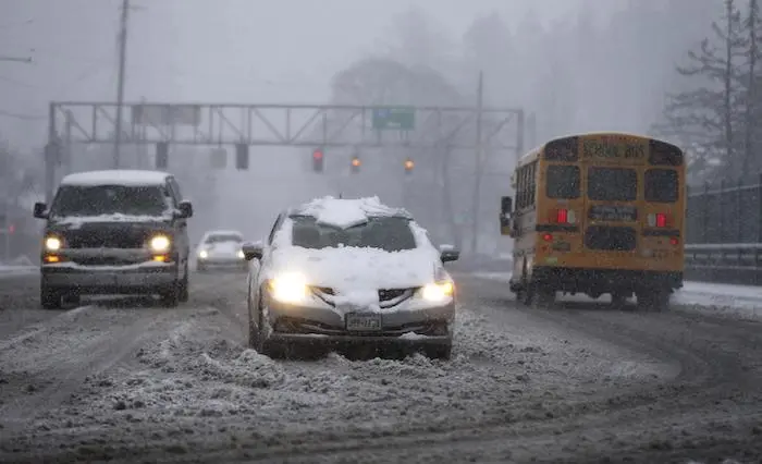 US: Brutal Winter Storm Causes Widespread Power Outages, Travel Disruptions
