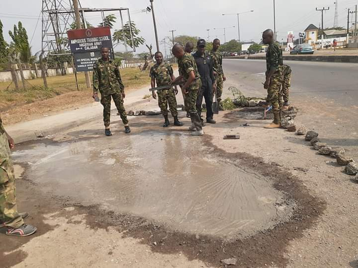 Nigerian Soldiers Hold Rivers Community Hostage, Burn Houses as Residents Flee for Safety