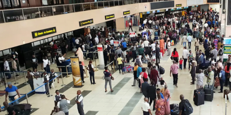 Nigeria Aviation Workers’ Strike Forces Passengers to Trek to Airport With their Luggages