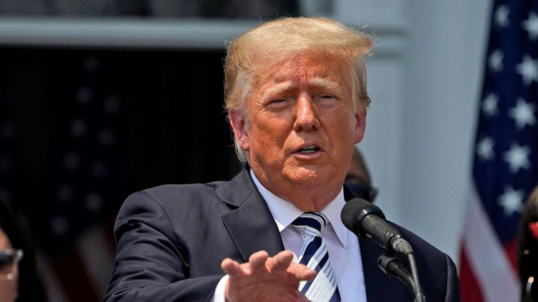 Trump to Fly to New York for Court Surrender Amid Tight Security