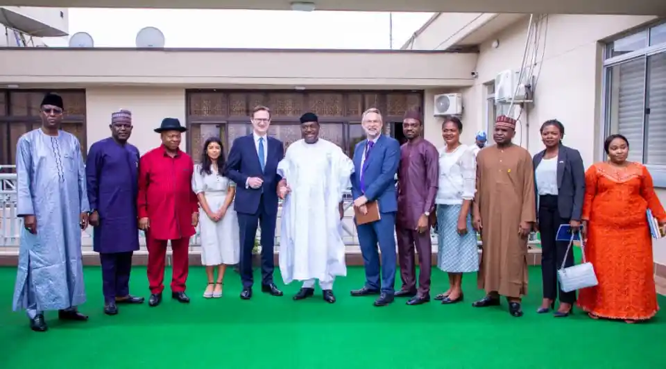 SGF-and-British-High-Commissioner