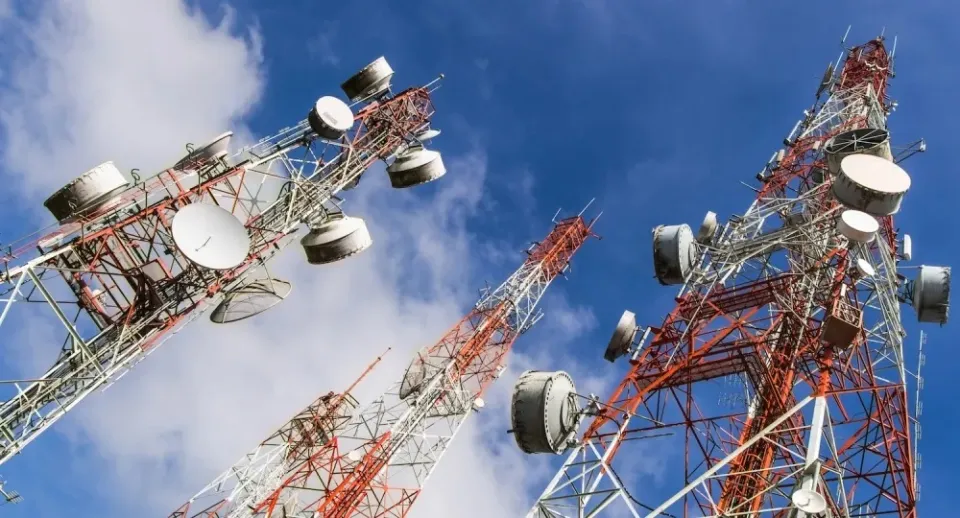 TELECOMMMM (1)