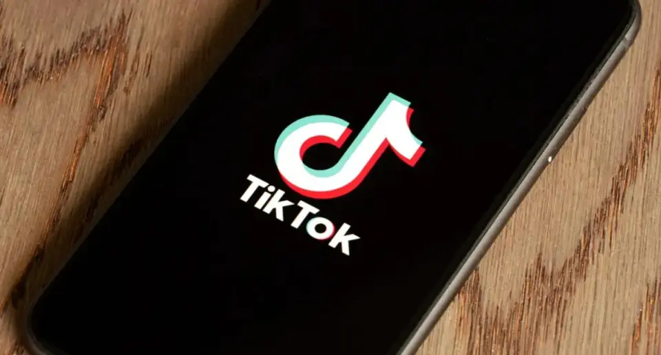TIKTOK.