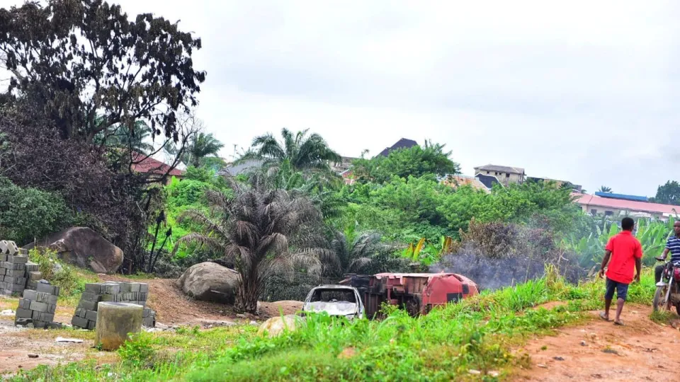 Ondo-Scene-of-the-Tanker-explosion-edited