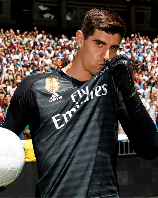 Real-Madrid-goalkeeper-Thibaut-Courtois