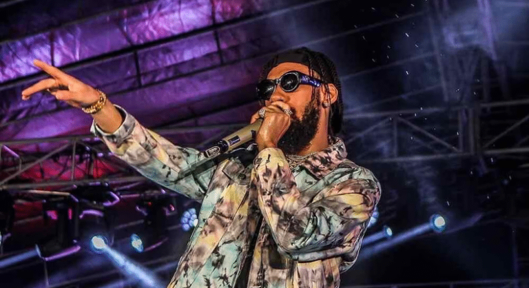 Phyno announces birth of his first child, takes internet by storm