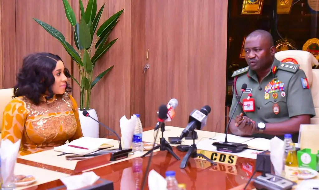 7DE1A6AB-7DD2-41D4-8A11-E31BE72EA89F