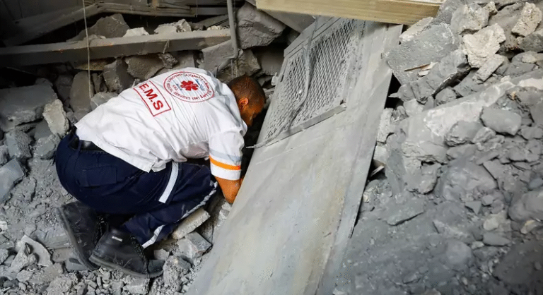 Israeli air force strikes 100s of targets in Gaza Strip overnight