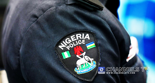 Police_Uniform_Crest