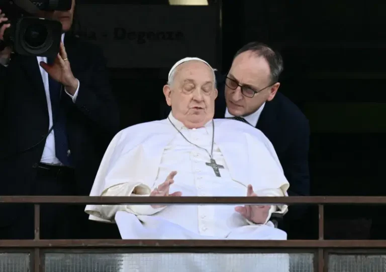 AFP__20250323__37KF9L3__v1__Preview__ItalyVaticanPopeHealth