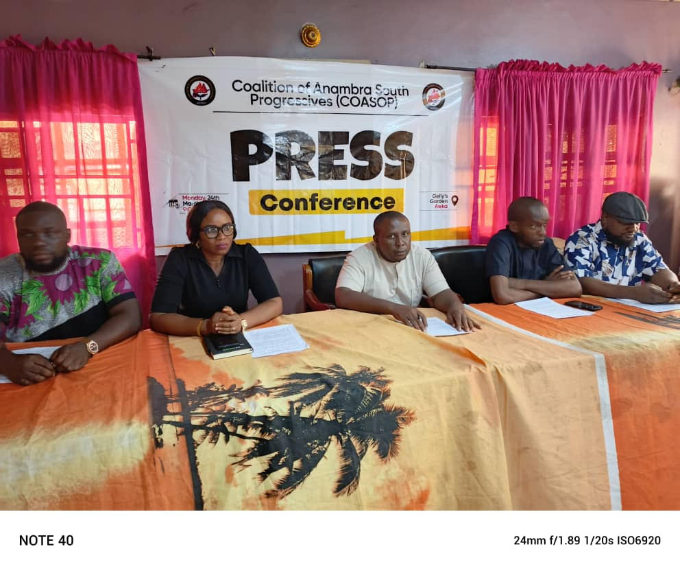 Members-of-the-coalition-during-the-press-briefing-in-Awka.on-Monday