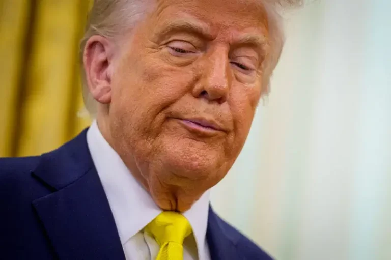 AFP__20250419__2210199046__v3__Preview__PresidentTrumpParticipatesInSwearingInCeremo