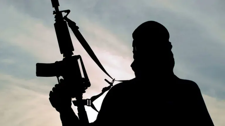 gunmen (2)