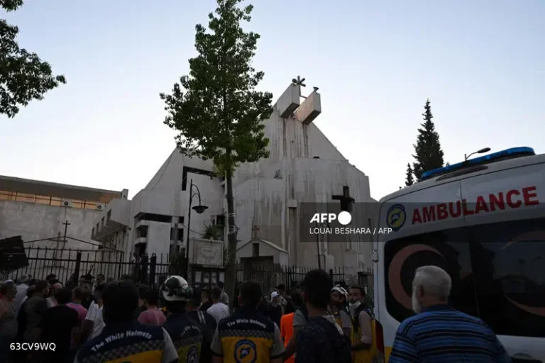 AFP__20250622__63CV9WQ__v1__Mockup__SyriaConflictBlastChurch-1