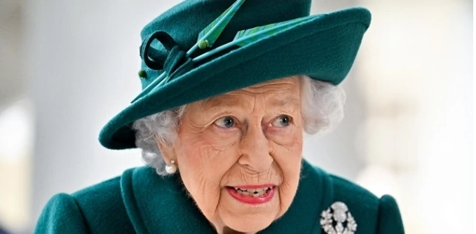 Queen-Elizabeth-II-1