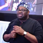 DeleMomodu_Ovation-Book-Launch55-e1642181506761