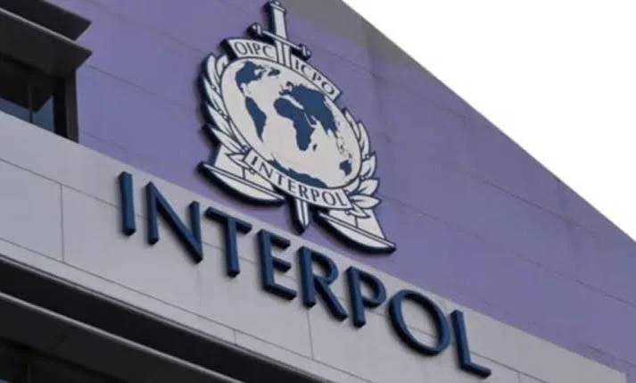 Interpol_1792690862